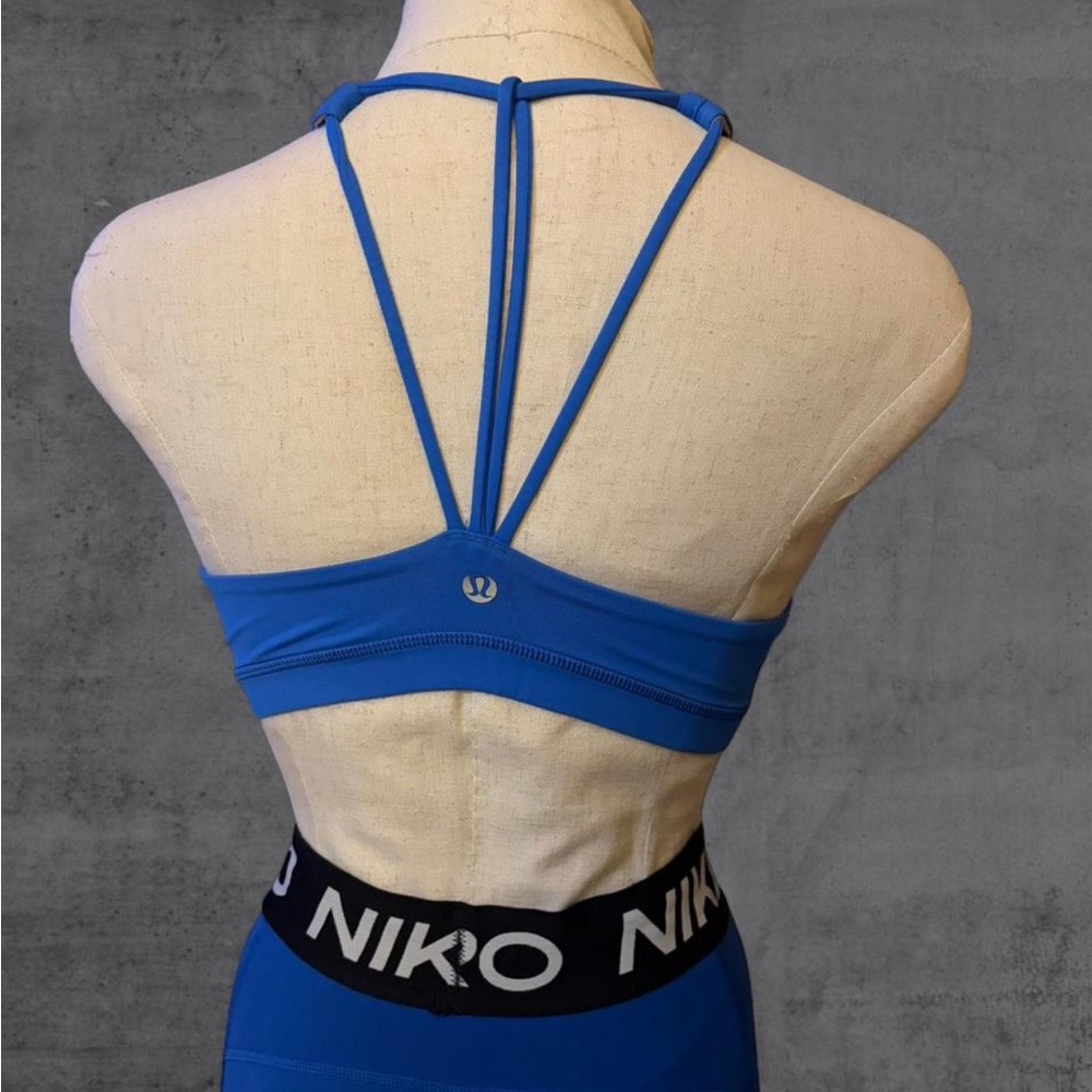 Lululemon Trinity‎ Padded Blue Strappy Sports Bra - Picture 2 of 7